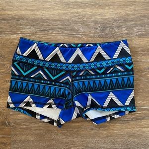 Fleo Shorts